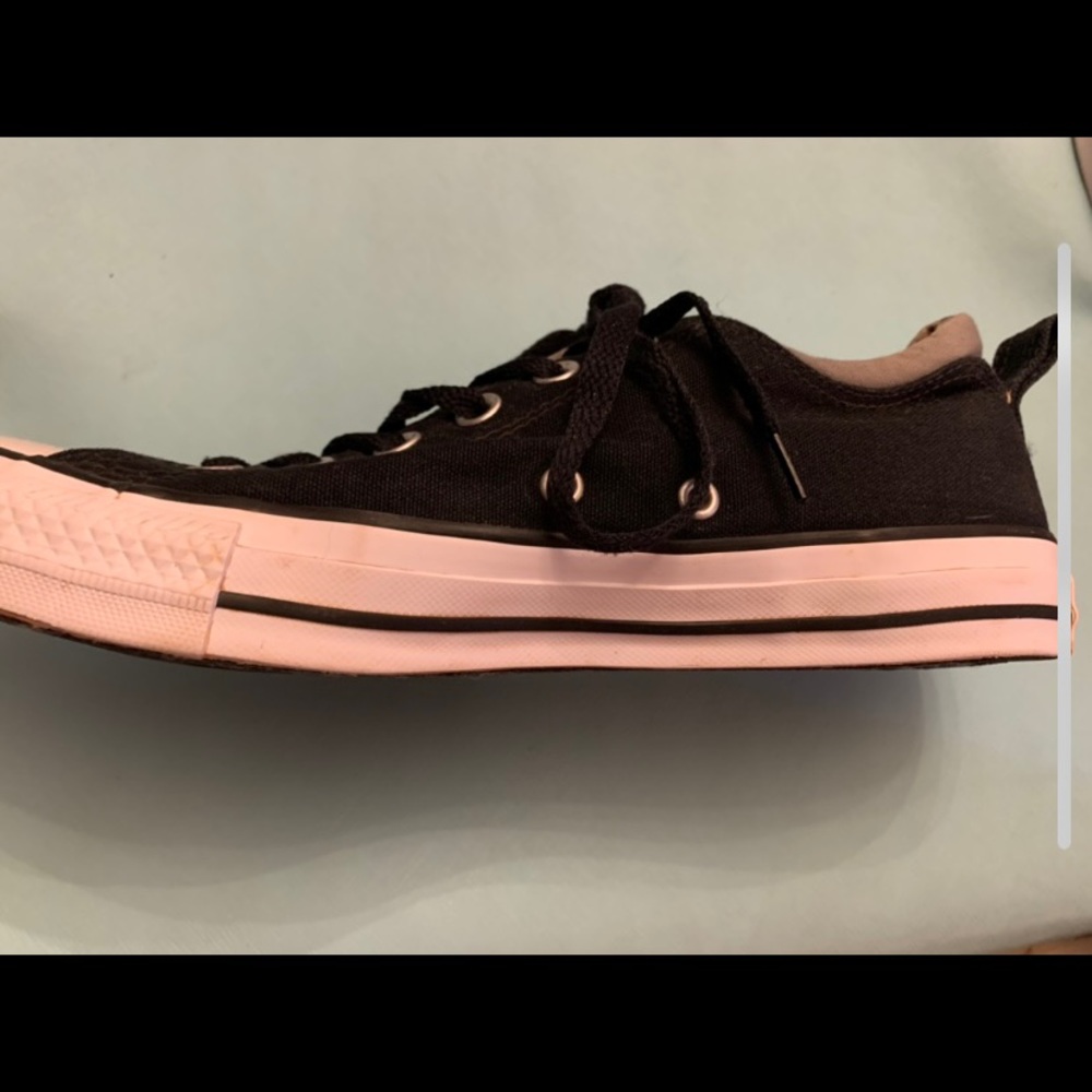 Converse - Picture 2 of 3